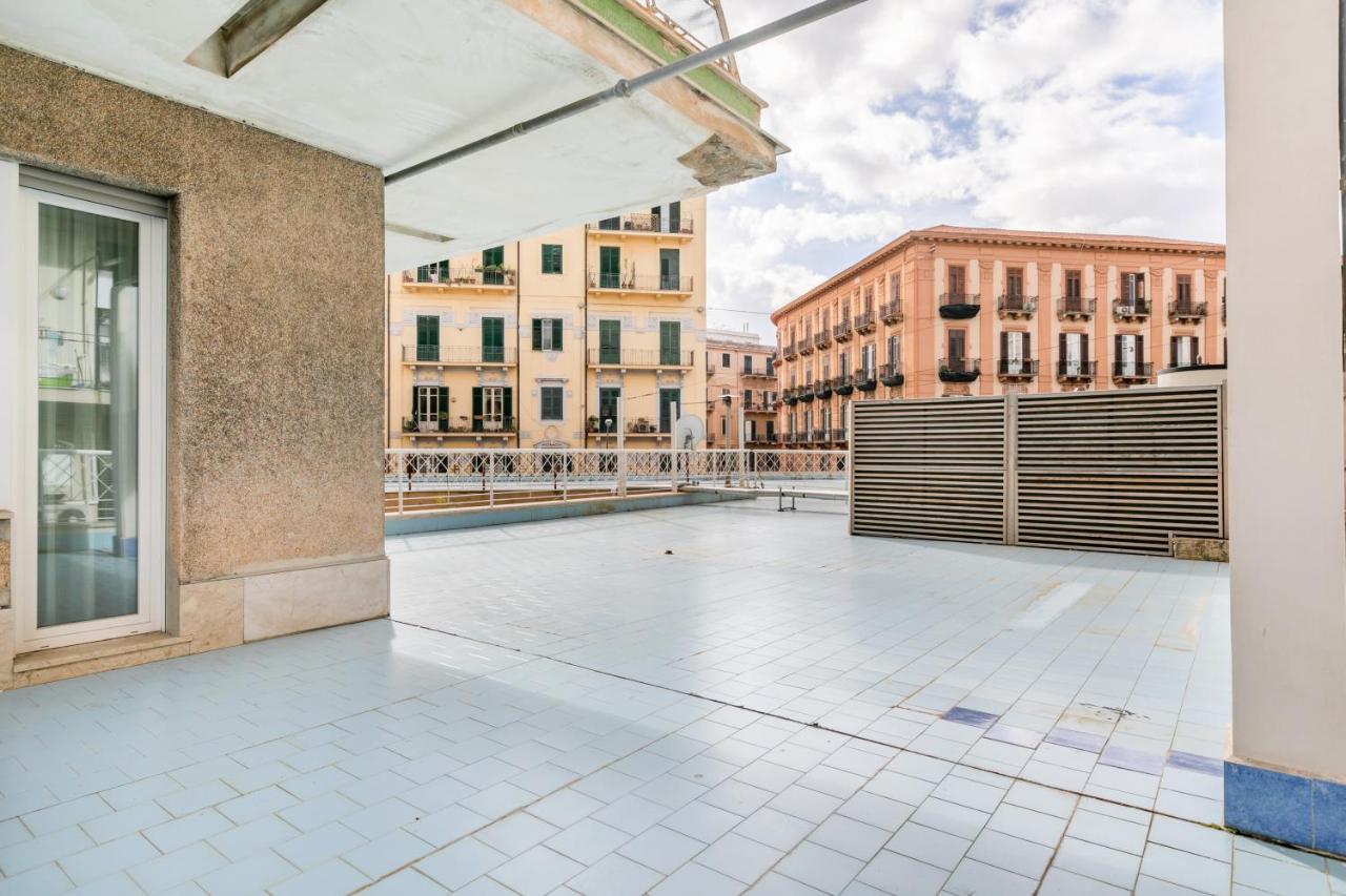 Grattacielo Ina Apartments Palermo Eksteriør billede